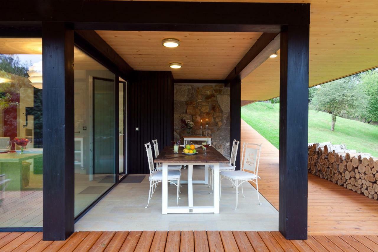 Ea Astei Casa de Campo *